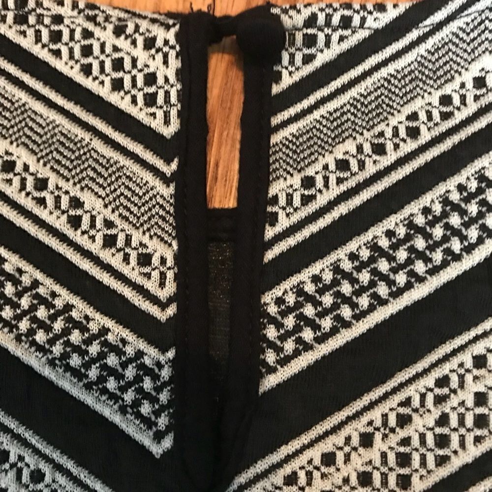 Chevron Striped Top - Picture 9 of 11